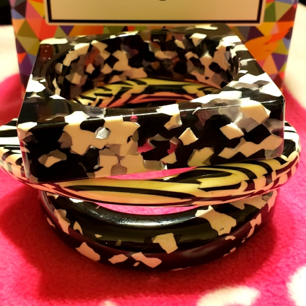Sassy Jones Zaria Bangle Stack - Dalmata Marble